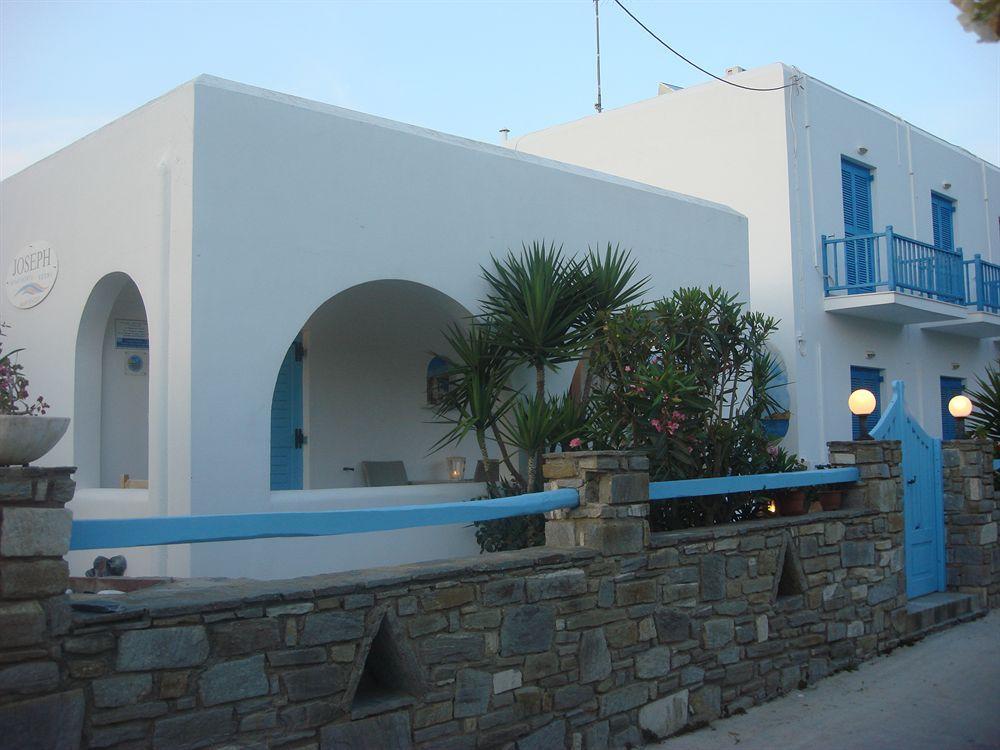 Joseph Apartments Páros 外观 照片