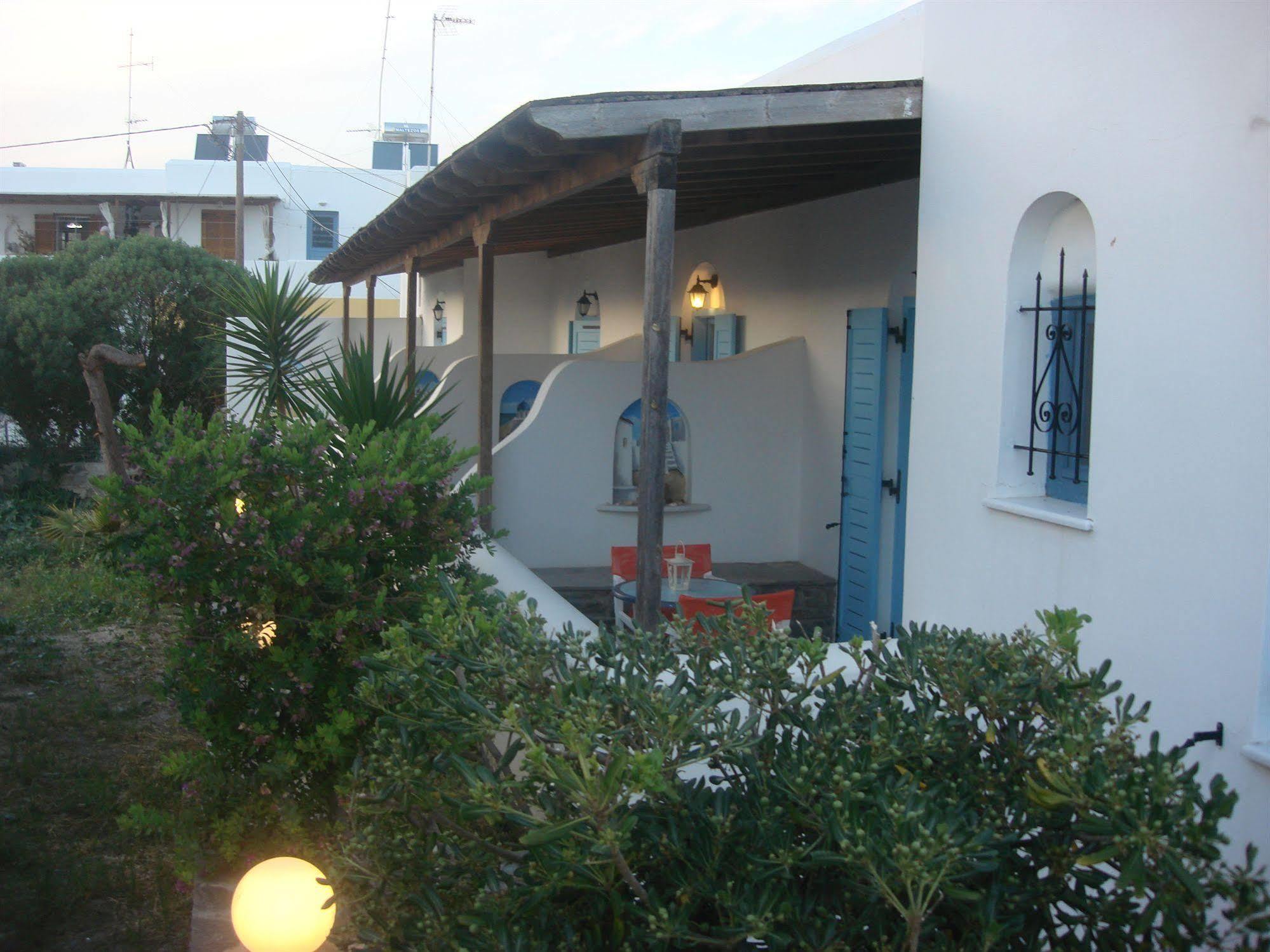 Joseph Apartments Páros 外观 照片
