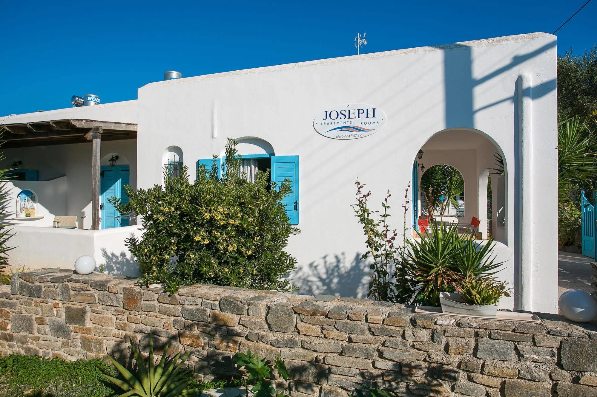 Joseph Apartments Páros 外观 照片